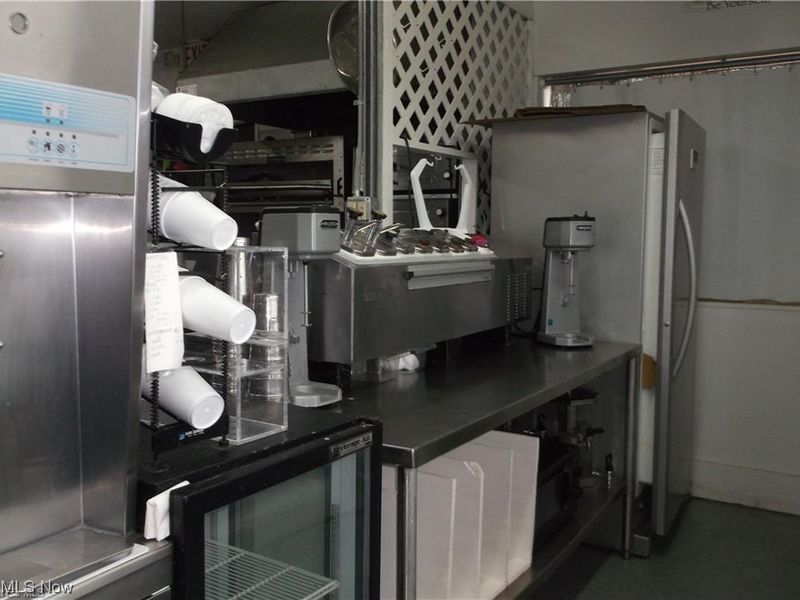 19510 Leatherwood Road, Salesville, OH 43778 Photo 22