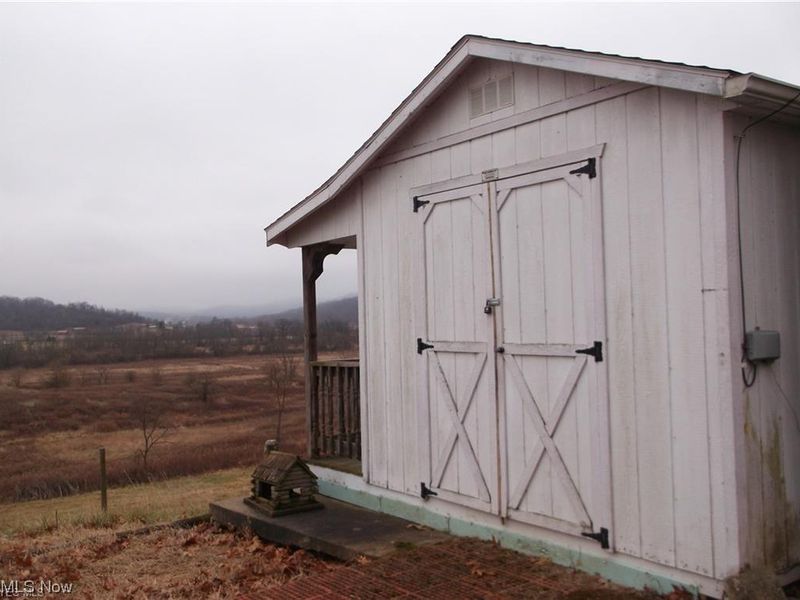 19510 Leatherwood Road, Salesville, OH 43778 Photo 27