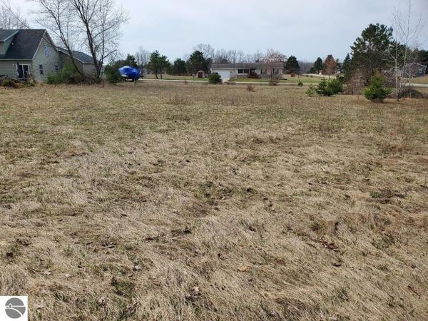 1034 Pyrenees Drive, Weidman, MI 48893