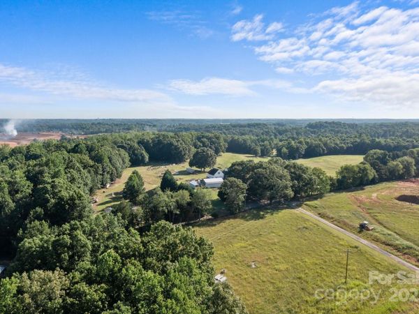 134 Iredell Avenue, Troutman, NC 28166