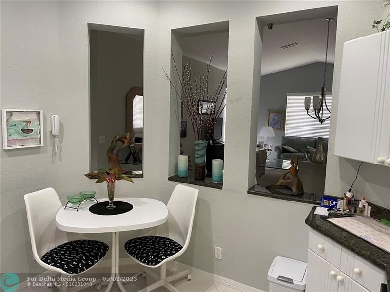 15864 SW 10th Street, Pembroke Pines, FL 33027 Photo