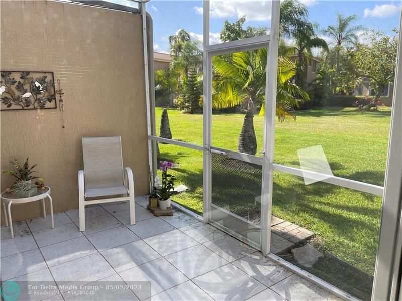 15864 SW 10th Street, Pembroke Pines, FL 33027 Photo