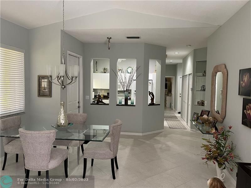 15864 SW 10th Street, Pembroke Pines, FL 33027 Photo