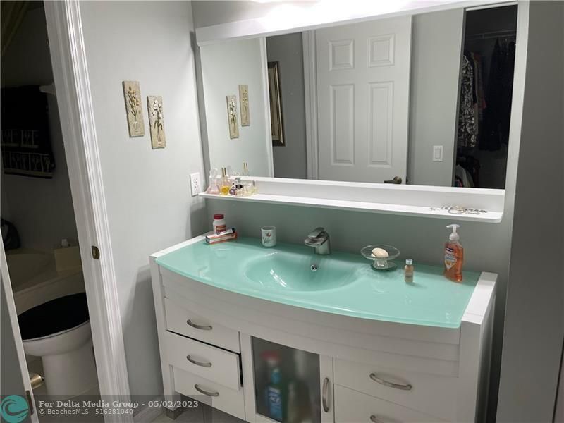 15864 SW 10th Street, Pembroke Pines, FL 33027 Photo