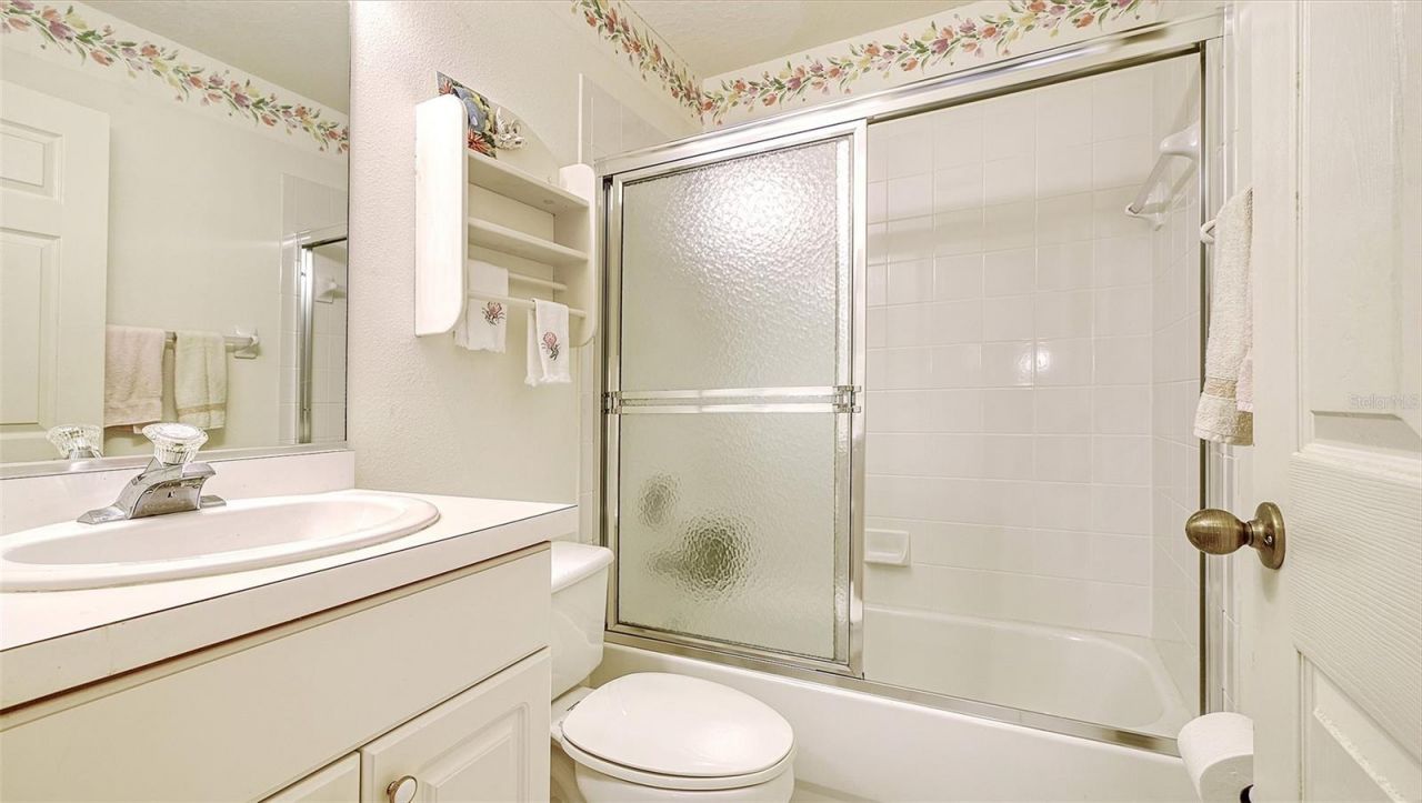 8350 Wingate Drive, Unit 913, Sarasota, FL 34238 Photo