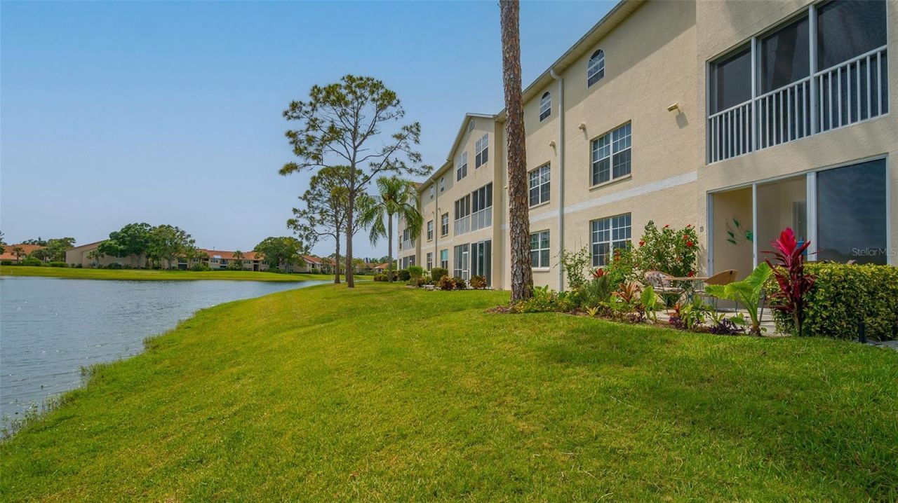 8350 Wingate Drive, Unit 913, Sarasota, FL 34238 Photo