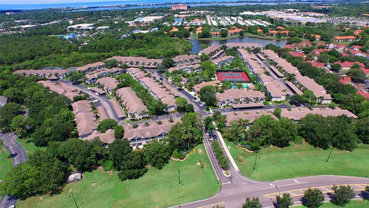 8350 Wingate Drive, Unit 913, Sarasota, FL 34238 Photo
