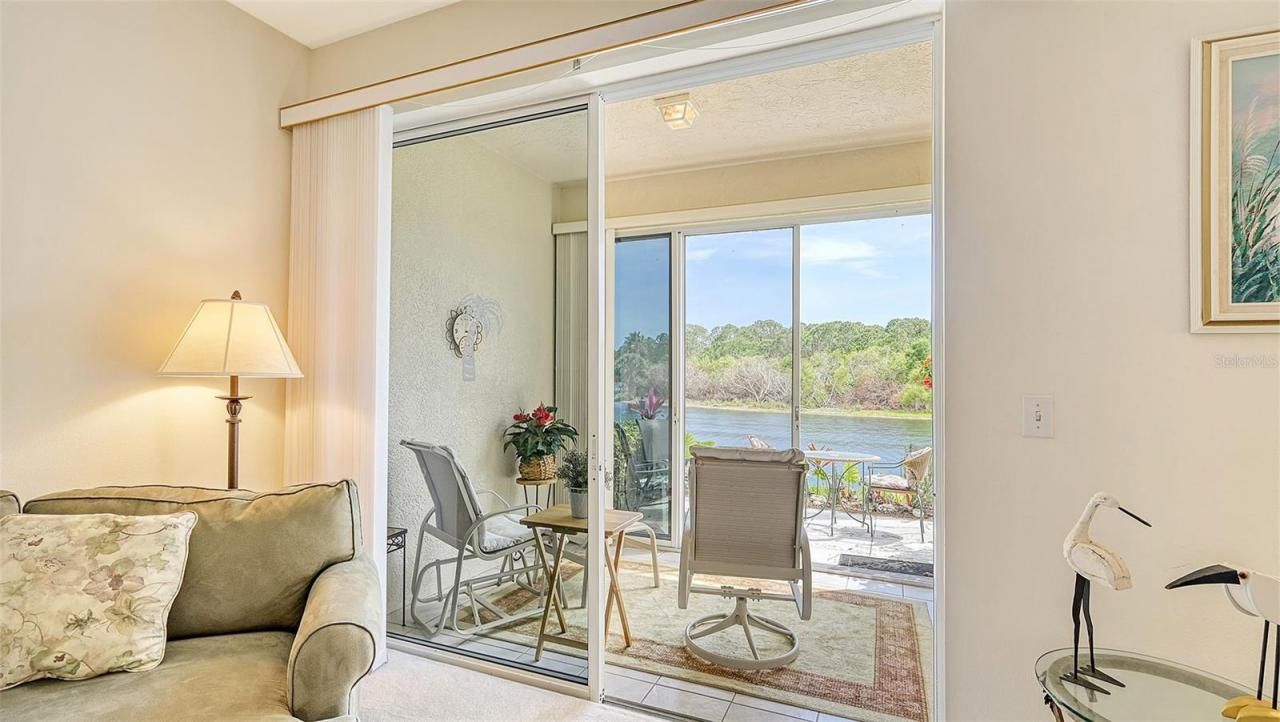 8350 Wingate Drive, Unit 913, Sarasota, FL 34238 Photo