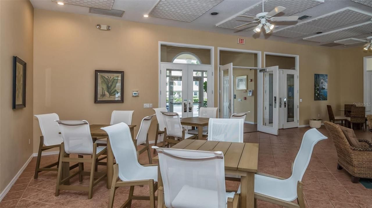 8350 Wingate Drive, Unit 913, Sarasota, FL 34238 Photo