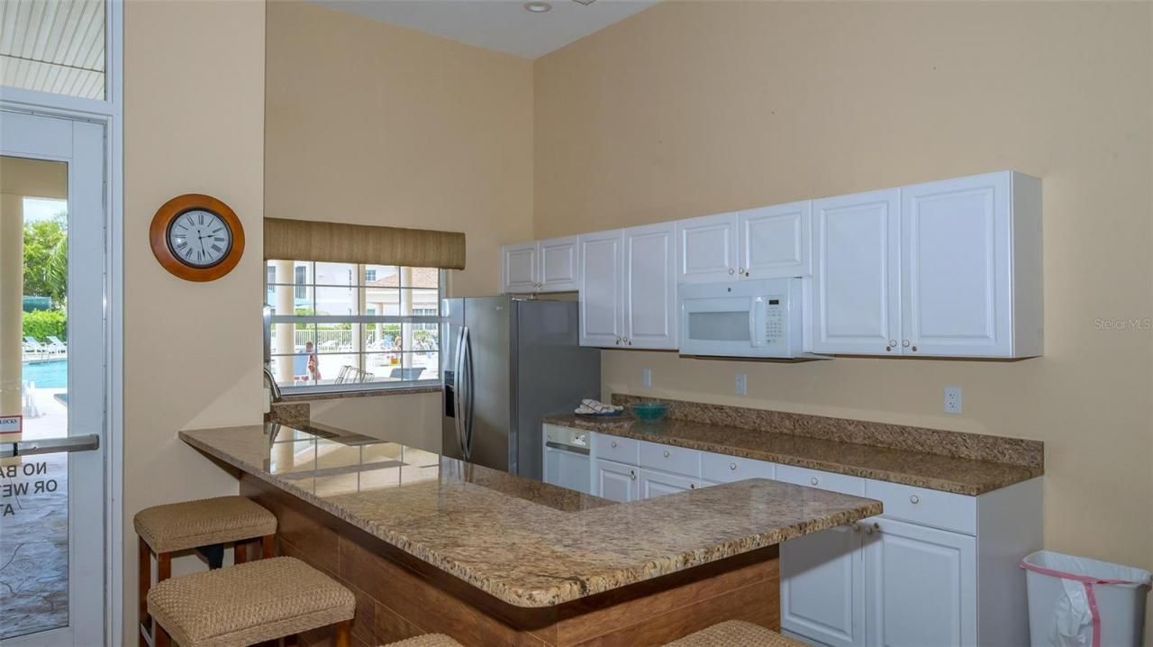 8350 Wingate Drive, Unit 913, Sarasota, FL 34238 Photo