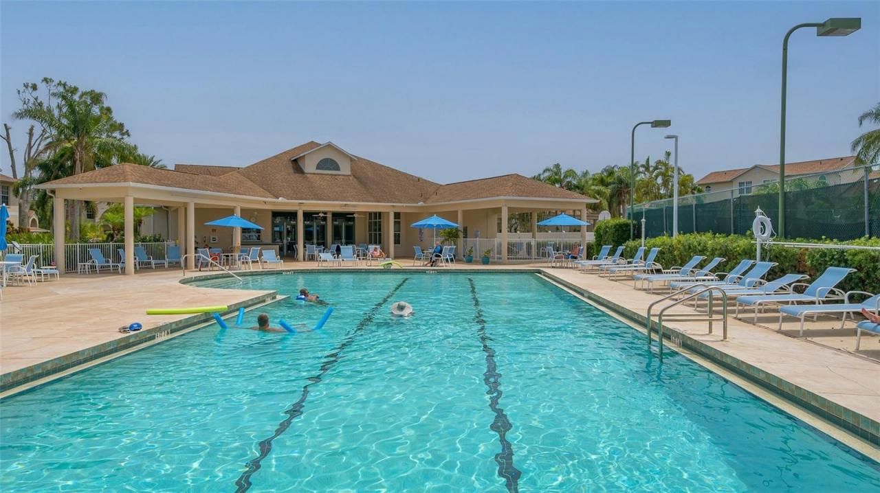 8350 Wingate Drive, Unit 913, Sarasota, FL 34238 Photo