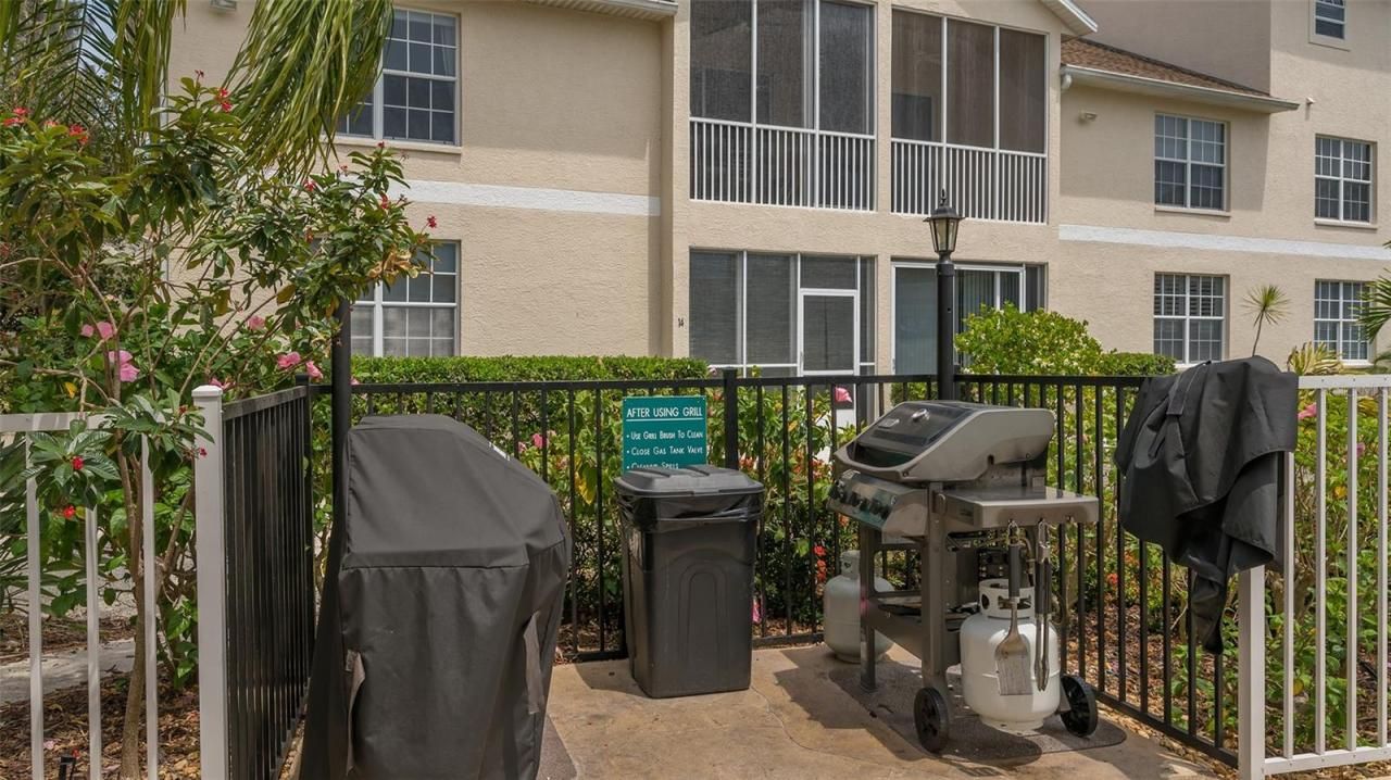 8350 Wingate Drive, Unit 913, Sarasota, FL 34238 Photo