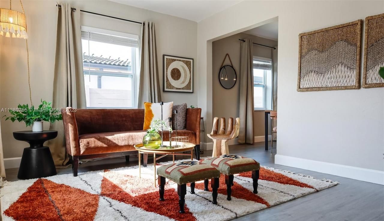 2761 SW 33rd Ave, Unit 1, Miami, FL 33133 Photo