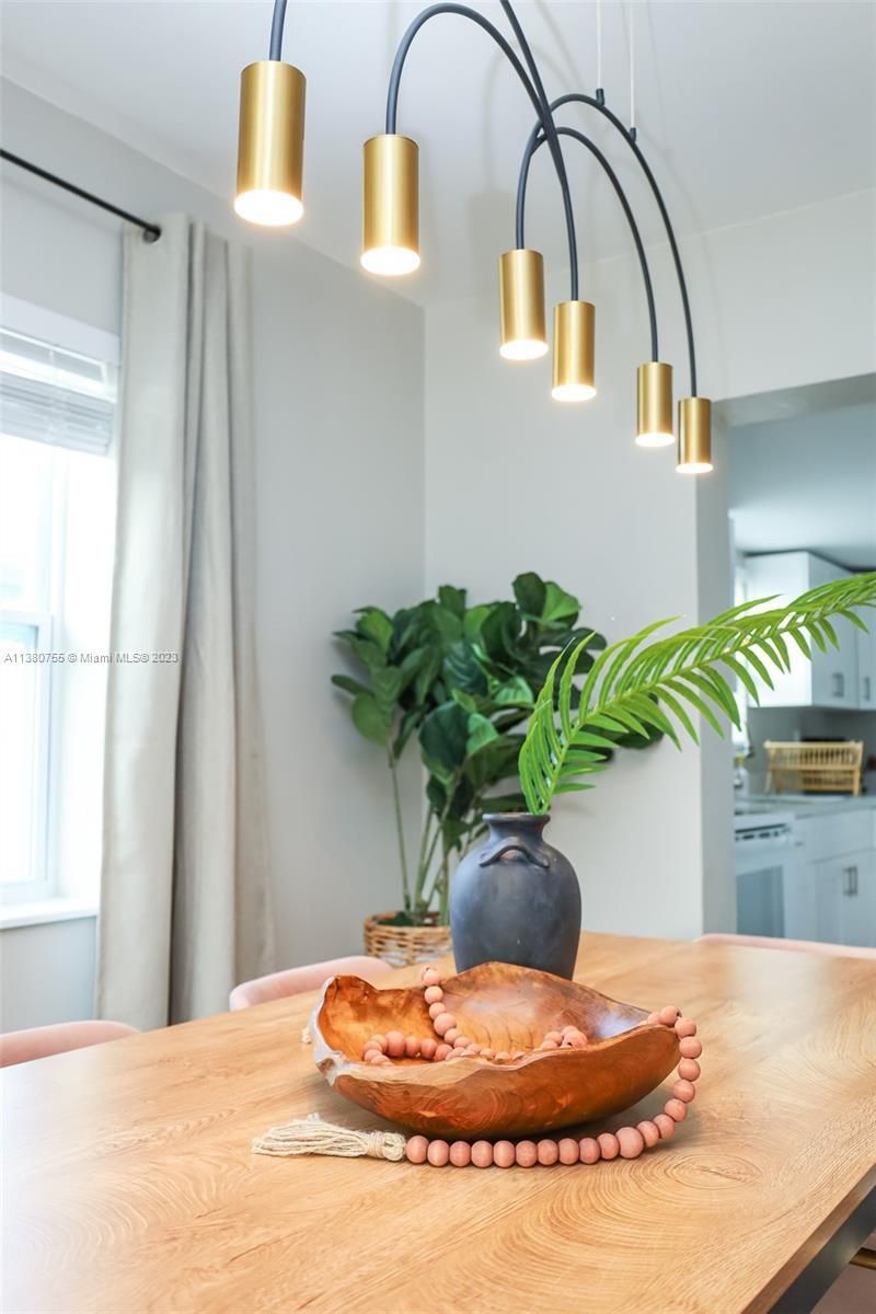 2761 SW 33rd Ave, Unit 1, Miami, FL 33133 Photo