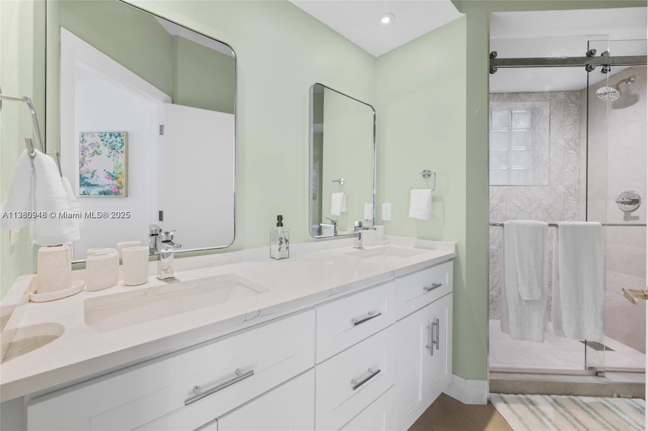 3255 NE 184th, Unit 12310, Aventura, FL 33160 Photo