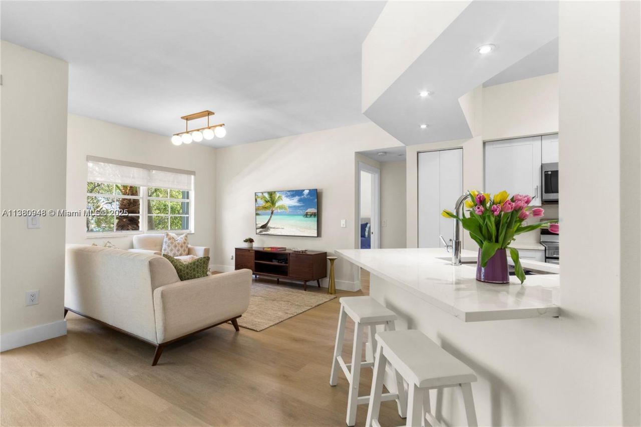 3255 NE 184th, Unit 12310, Aventura, FL 33160 Photo