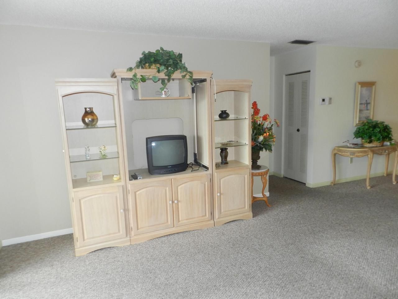 145 Lake Nancy Lane, Unit 231, West Palm Beach, FL 33411 Photo