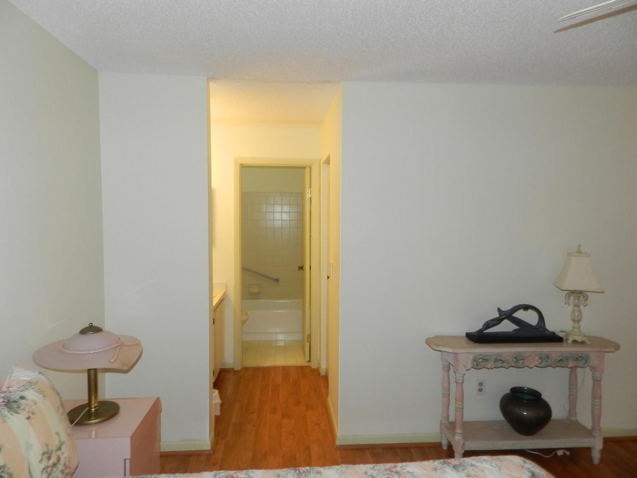 145 Lake Nancy Lane, Unit 231, West Palm Beach, FL 33411 Photo
