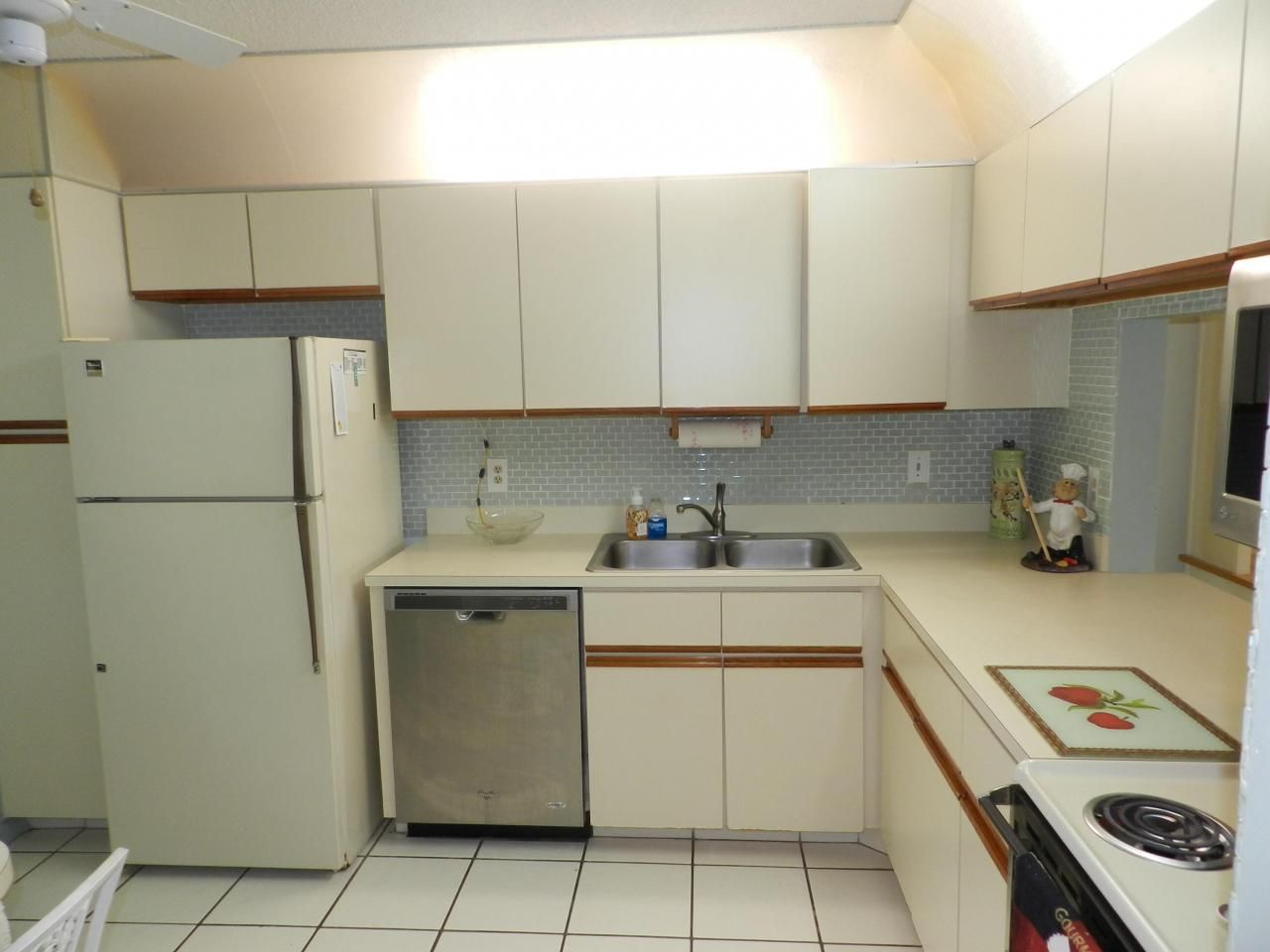 145 Lake Nancy Lane, Unit 231, West Palm Beach, FL 33411 Photo