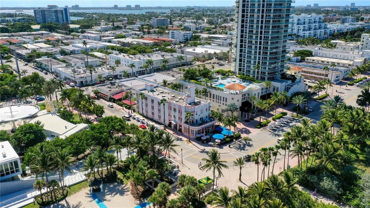 7300 Ocean Ter, Unit 110, Miami Beach, FL 33141 Photo