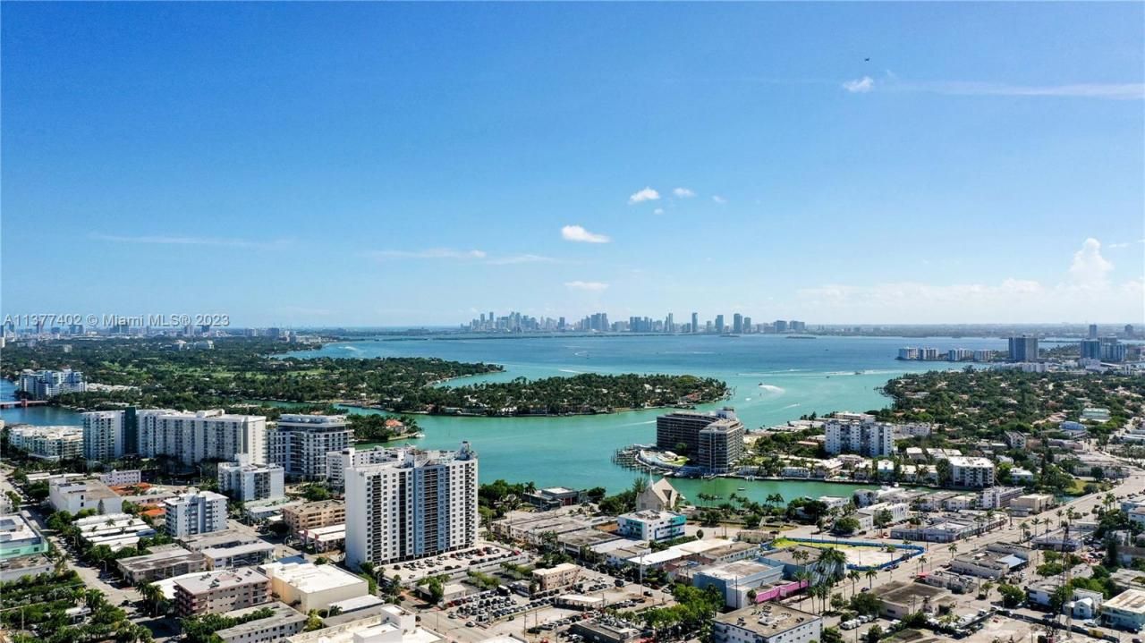 7300 Ocean Ter, Unit 110, Miami Beach, FL 33141 Photo