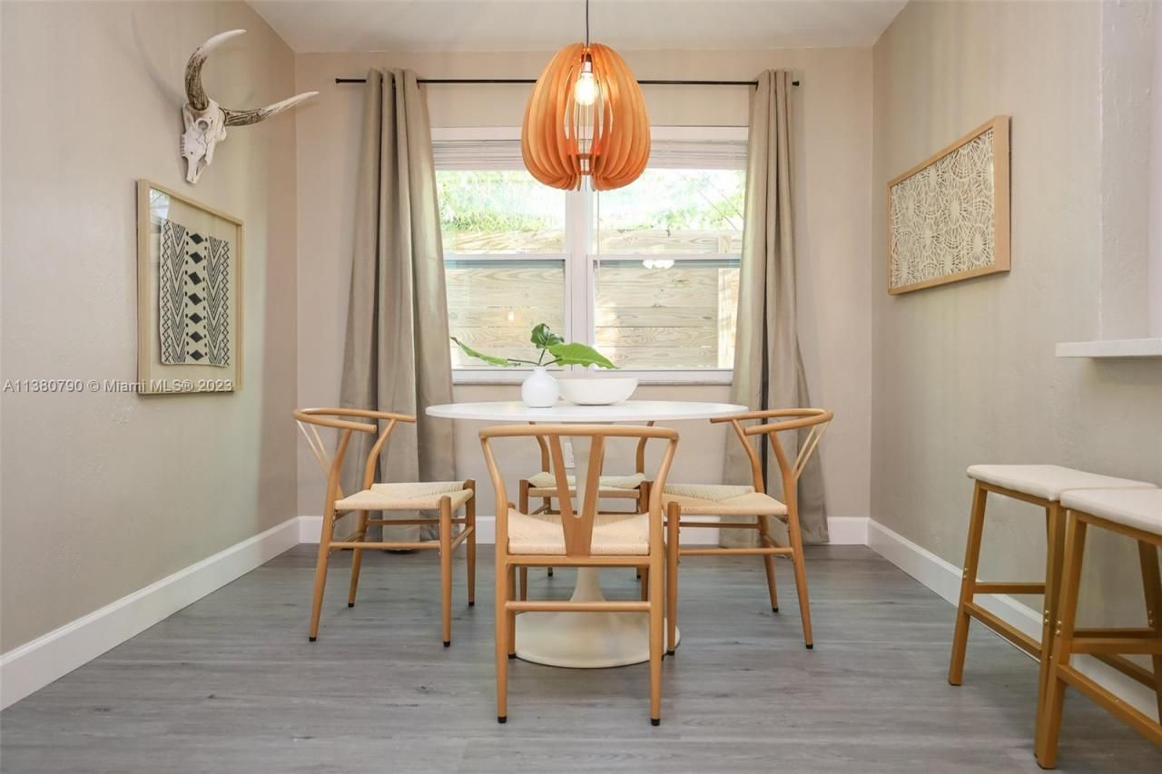 2761 SW 33rd Ave, Unit 2, Miami, FL 33133 Photo