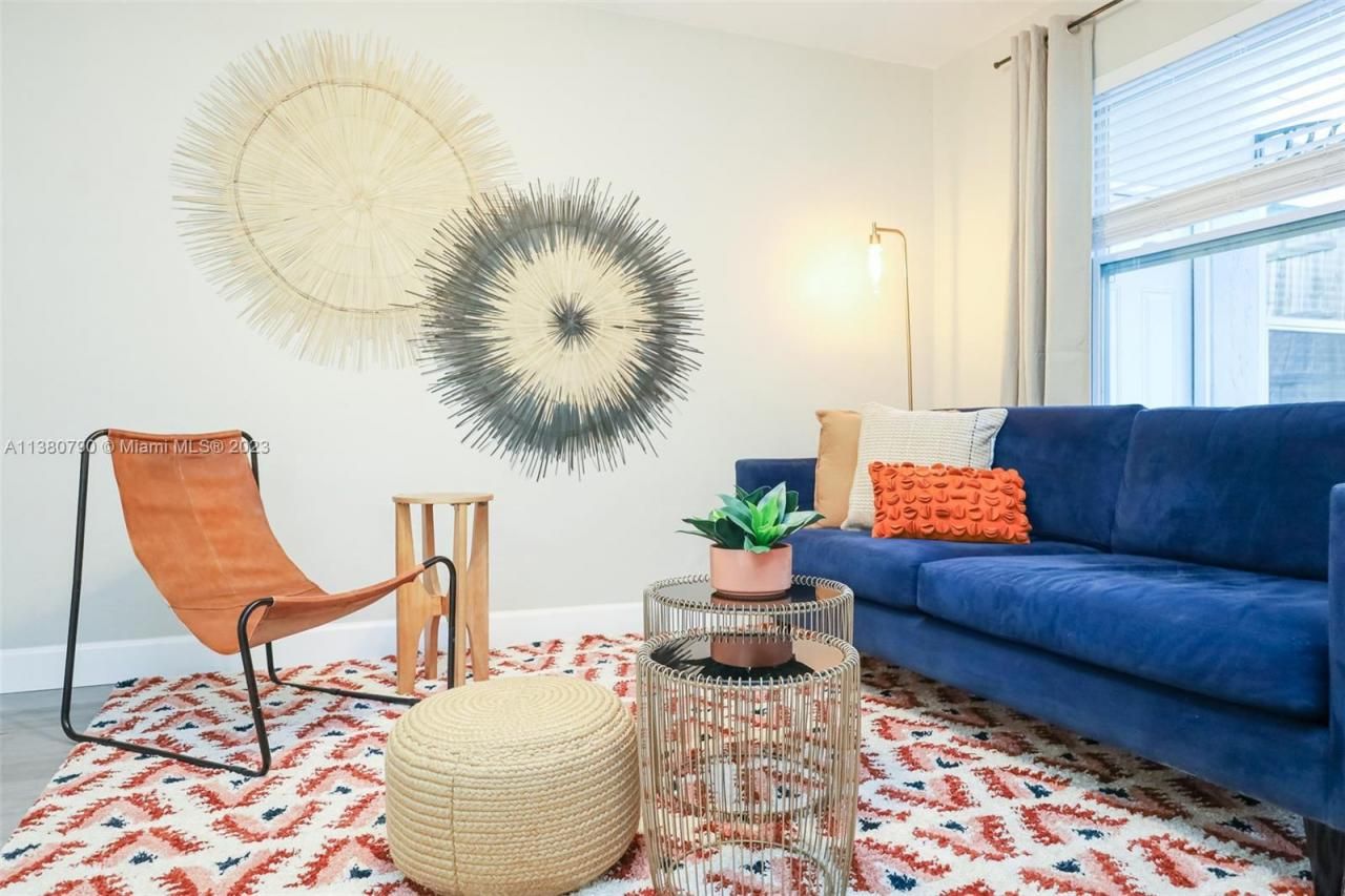 2761 SW 33rd Ave, Unit 2, Miami, FL 33133 Photo