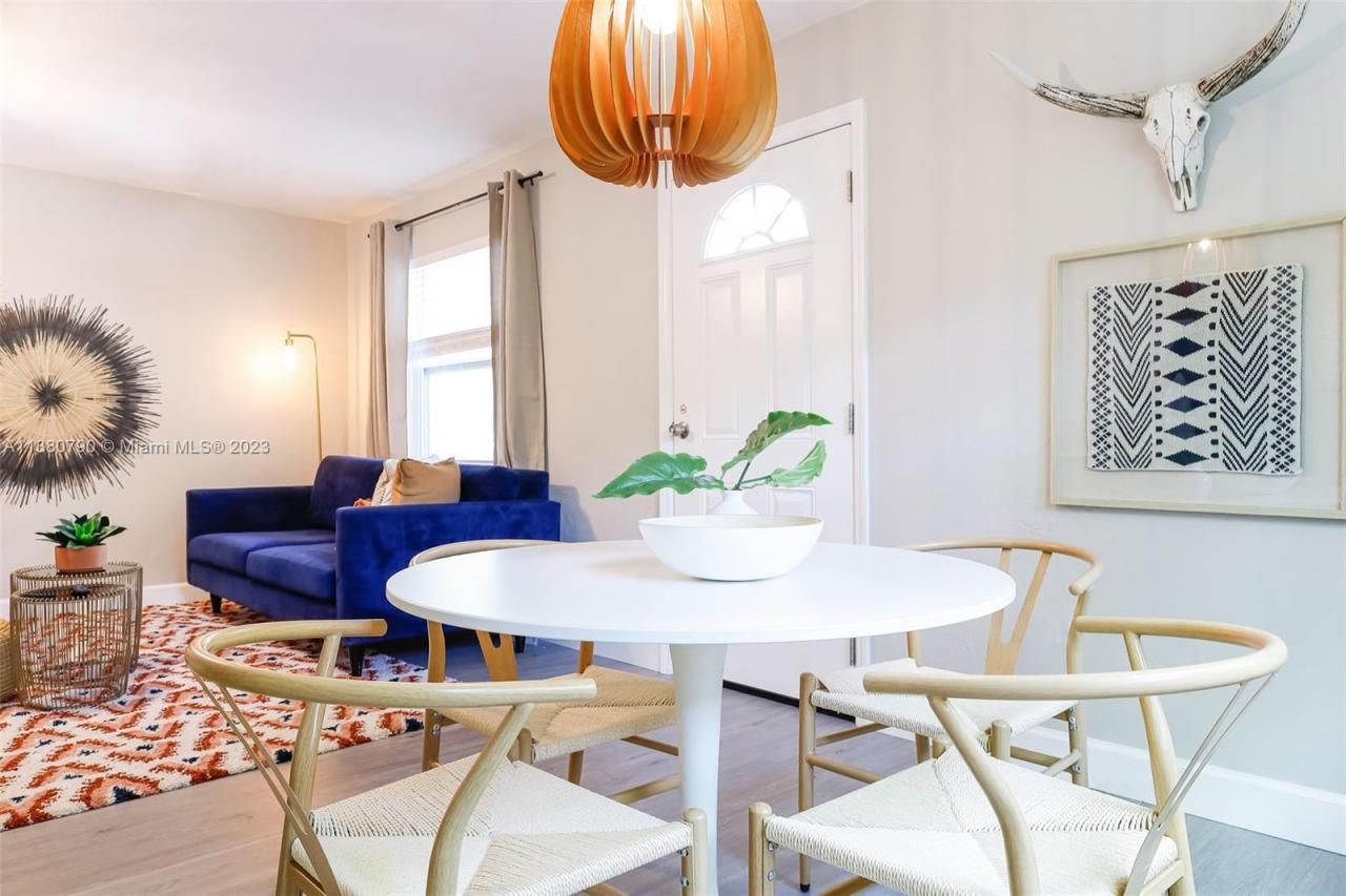 2761 SW 33rd Ave, Unit 2, Miami, FL 33133 Photo