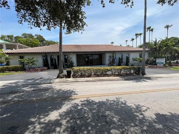 609 INDIAN ROCKS ROAD, BELLEAIR, FL 33756