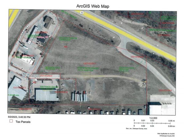 Stone Hill Drive, Dubuque, IA 52003