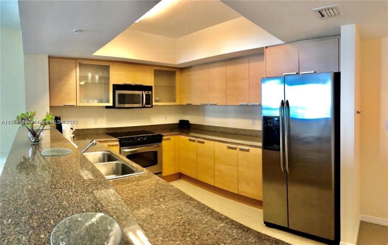 16699 Collins Ave, Unit 1705, Sunny Isles Beach, FL 33160 Photo