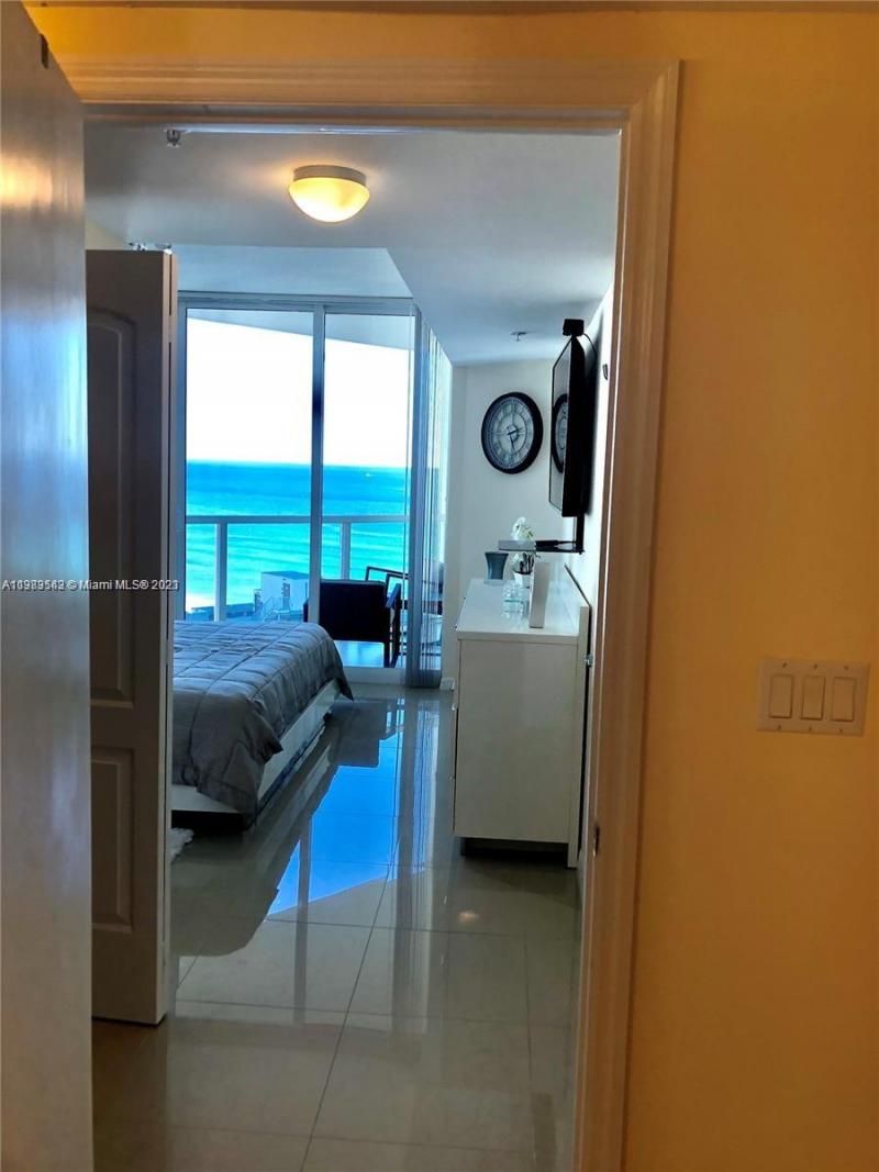 16699 Collins Ave, Unit 1705, Sunny Isles Beach, FL 33160 Photo