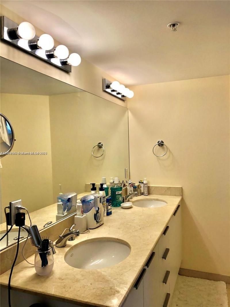 16699 Collins Ave, Unit 1705, Sunny Isles Beach, FL 33160 Photo