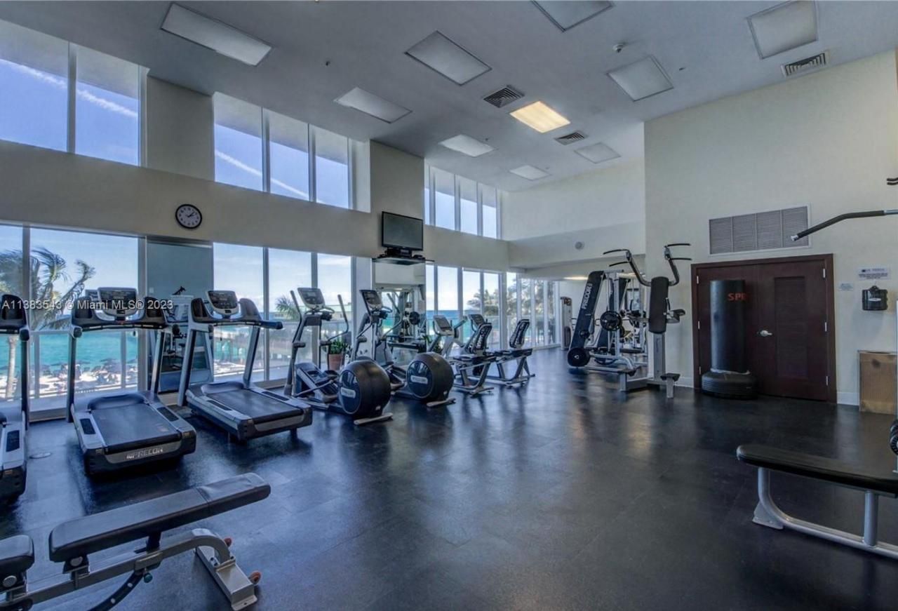 16699 Collins Ave, Unit 1705, Sunny Isles Beach, FL 33160 Photo