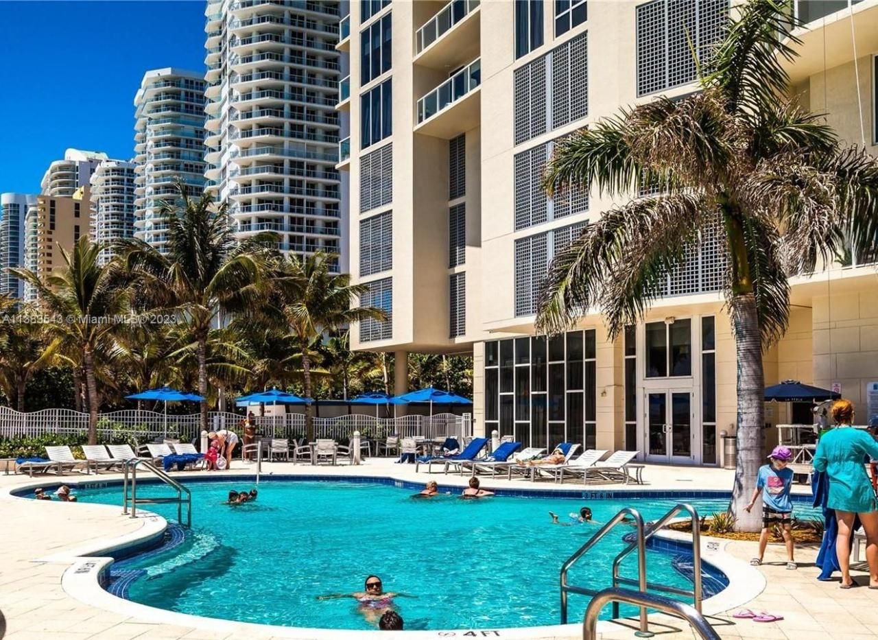 16699 Collins Ave, Unit 1705, Sunny Isles Beach, FL 33160 Photo