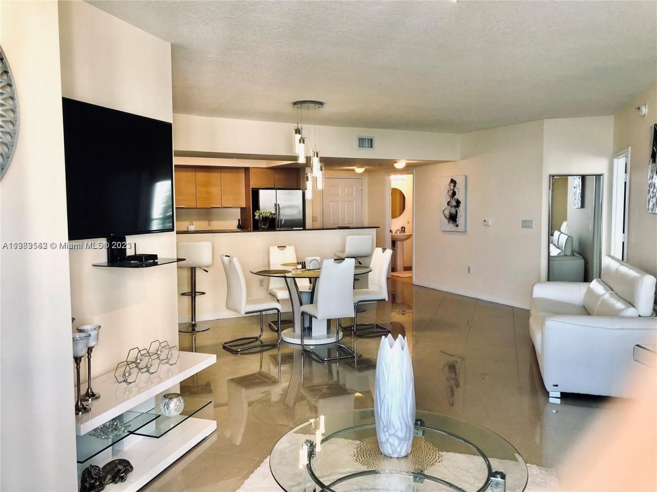 16699 Collins Ave, Unit 1705, Sunny Isles Beach, FL 33160 Photo