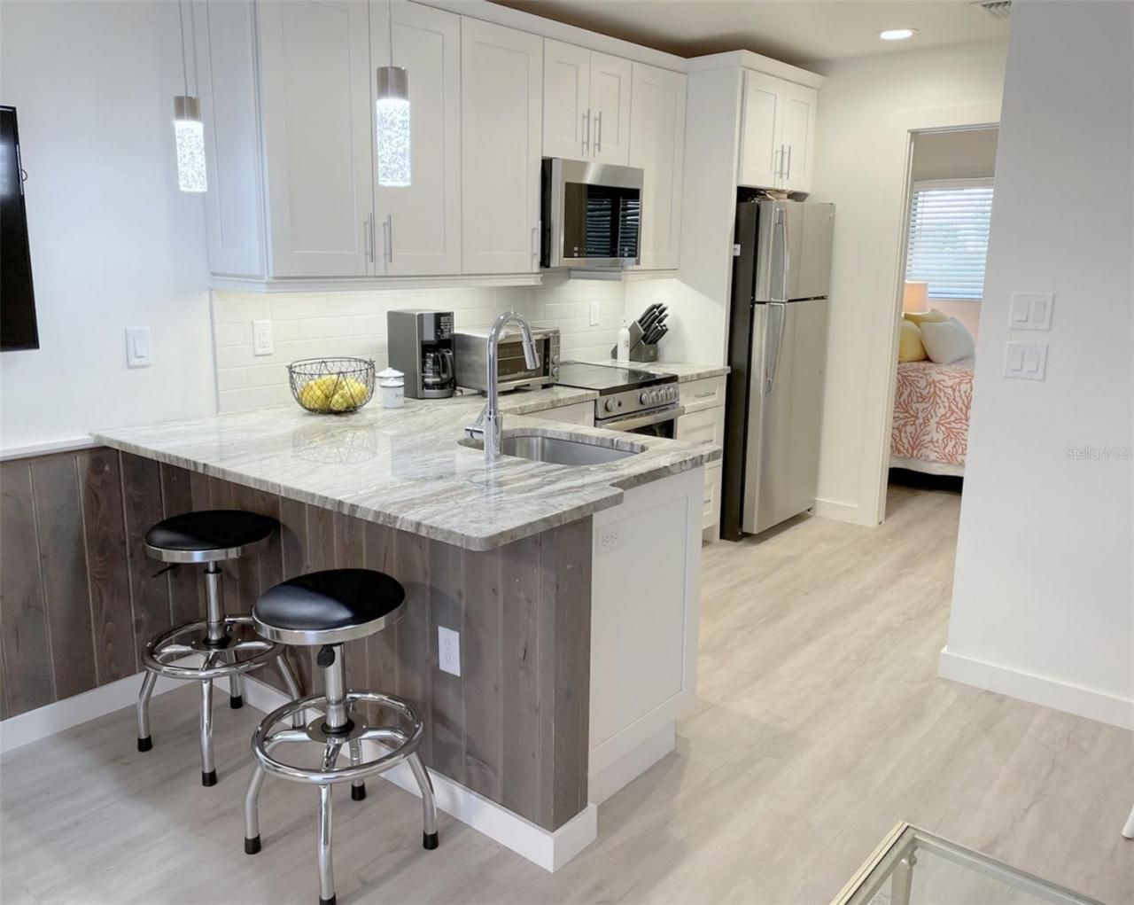 3543 Longmeadow, Unit 22, Sarasota, FL 34235 Photo