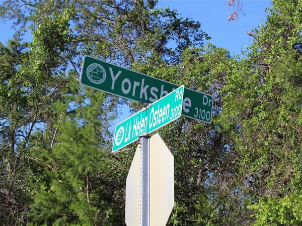 3145 YORKSHIRE DRIVE, DELTONA, FL 32738