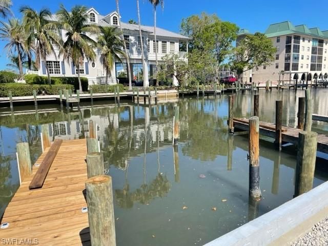 361-4 Vanderbilt Beach Rd, Naples, FL 34108 Photo