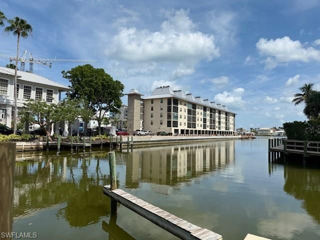 361-4 Vanderbilt Beach Rd, Naples, FL 34108 Photo