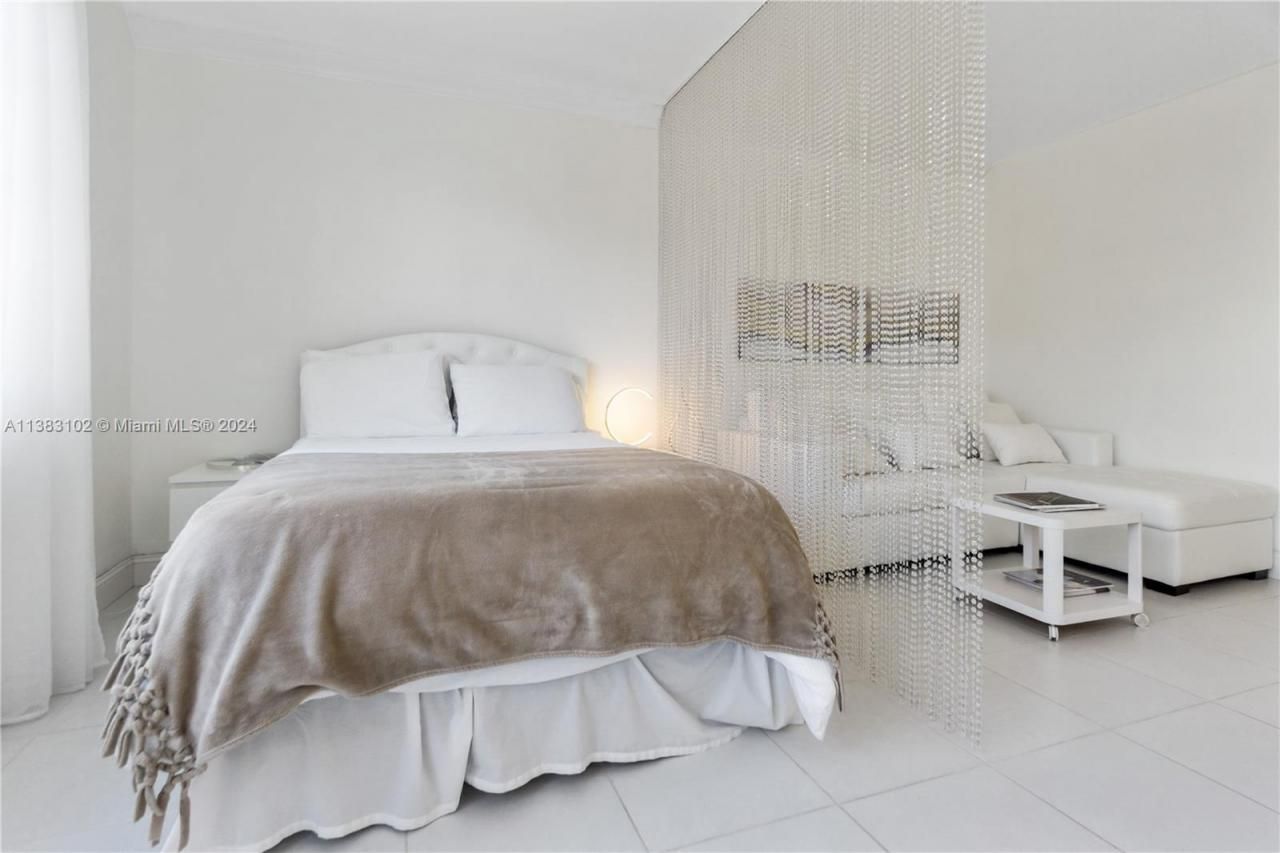 100 Lincoln Rd, Unit 306, Miami Beach, FL 33139 Photo