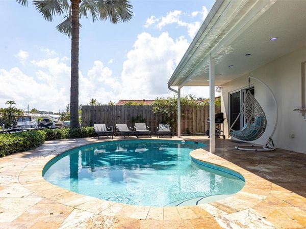 1466 NE 57th Ct, Fort Lauderdale, FL 33334