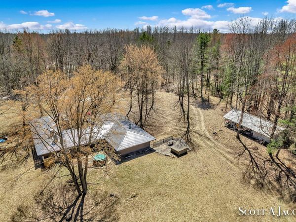 1125 Chaput Drive, Sears, MI 49679