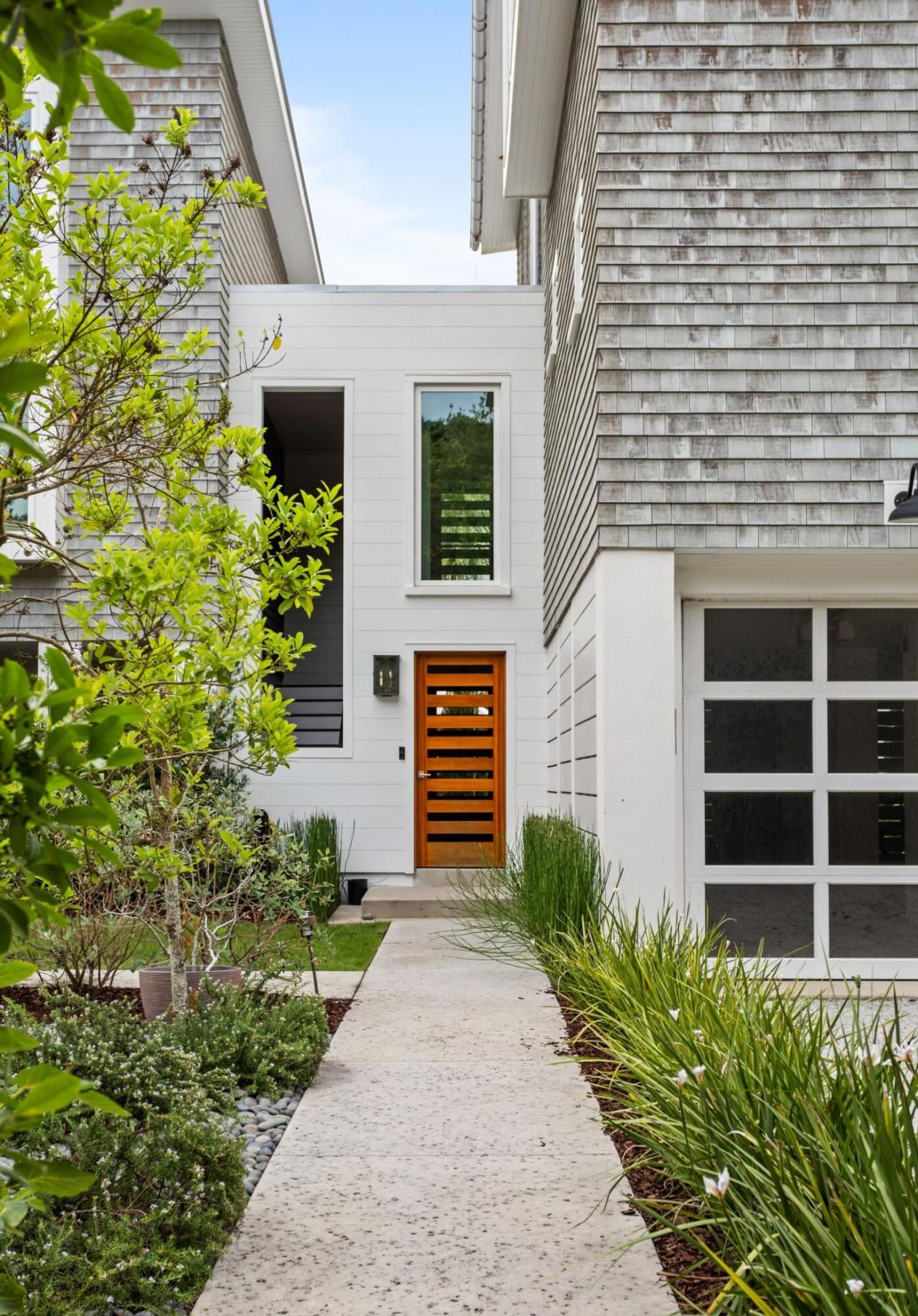 3115 Ion Avenue Photo 9