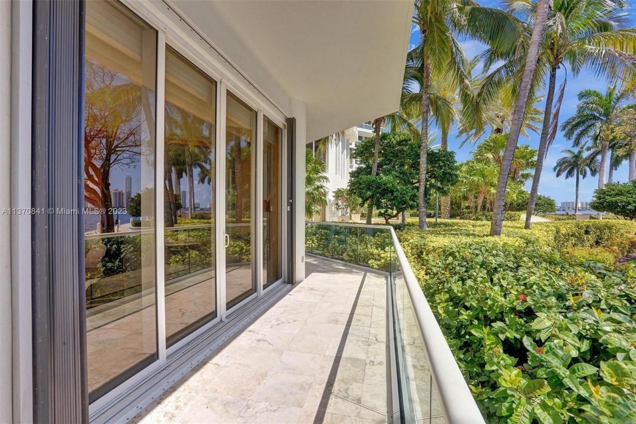 2600 Island Blvd, Unit 101, Aventura, FL 33160 Photo