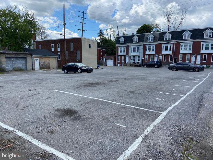 747 S Pershing Avenue, Unit PARKING SP, York, PA 17401 Main Photo