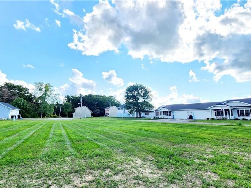 1873 US Highway 6, Roaming Shores, OH 44085 Photo 6