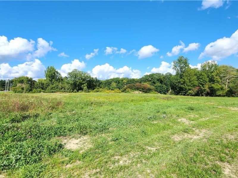 1873 US Highway 6, Roaming Shores, OH 44085 Photo 7