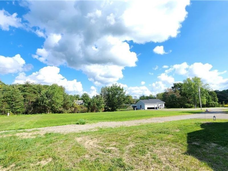 1873 US Highway 6, Roaming Shores, OH 44085 Photo 8