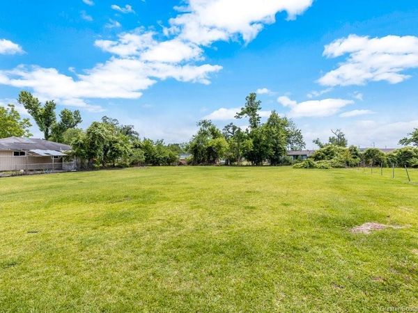 2322 Poplar Street, Lake Charles, LA 70601